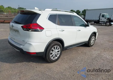 2017 Nissan Rogue S z USA, uszkodzony, nr VIN KNMAT2MVXHP590367
